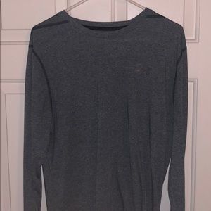 Under armour long sleeve shirt